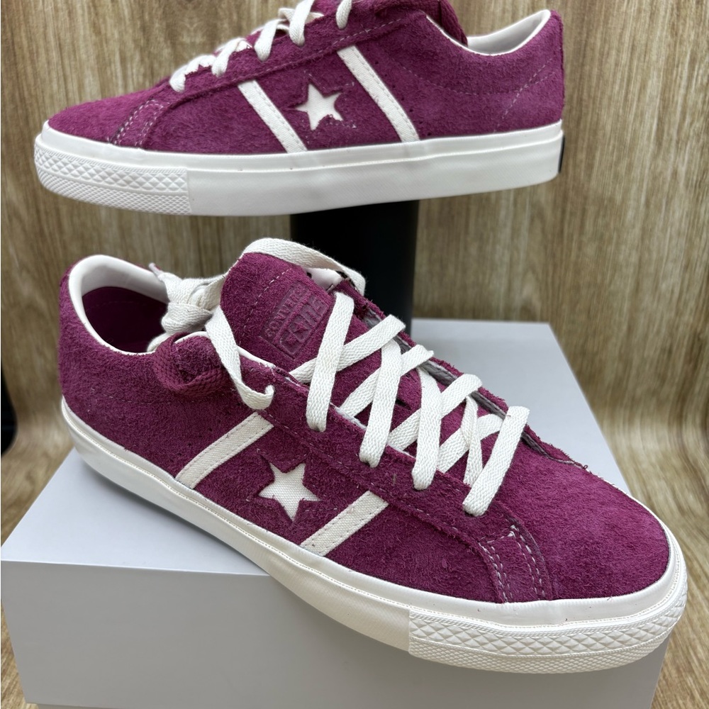 Converse One Star Suede Retro Sneakers